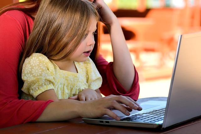 Le rôle des parents dans l’utilisation des écrans chez les jeunes