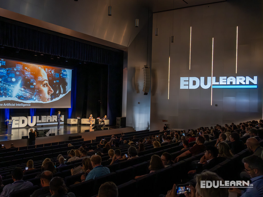 Using digital storytelling in schools with young people exposed to natural disasters